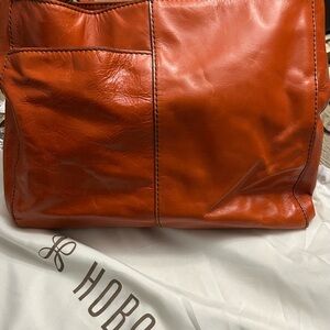 HOBO Leather Tote in Warm Brown